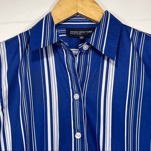 Jones New York Blue and White  Button Down Shirt - Picture 6 of 12